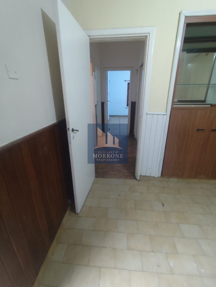 VENTA HERMOSA CASA TRES AMBIENTES EXCELNTE UBICACION CON MUCHO POTENCIAL ESTEVEZ CORREA 1002 TEMPERLEY 