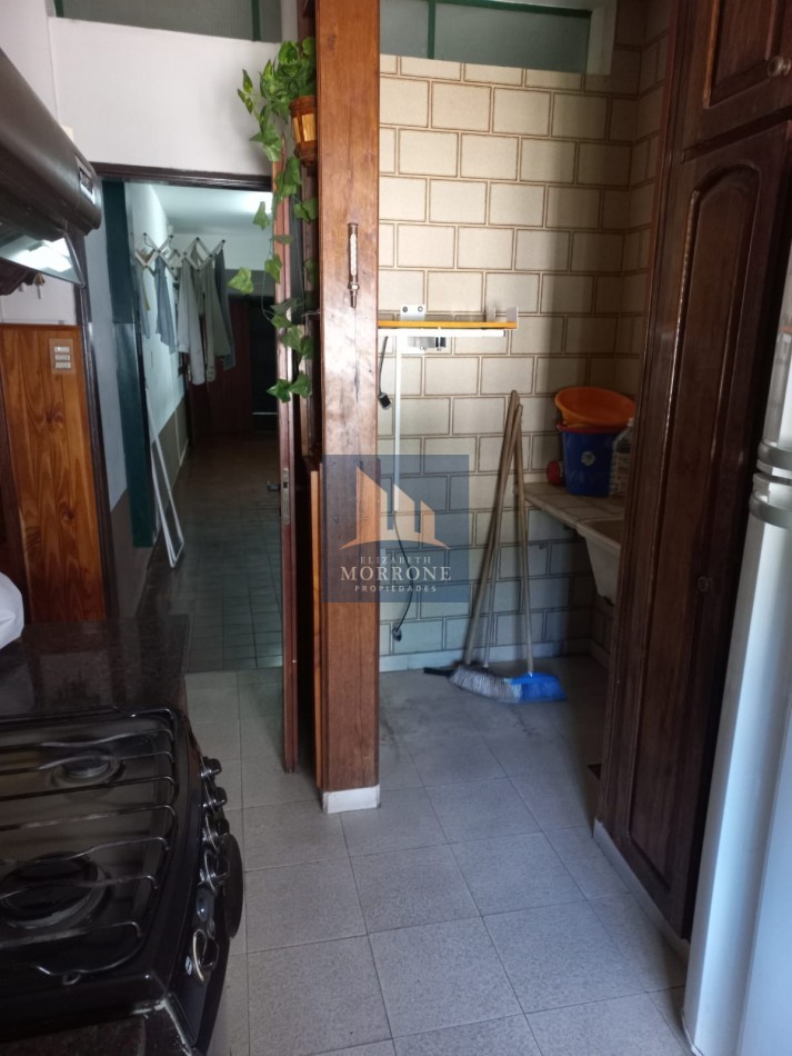 VENTA BONITA CASA APTA CREDITO - 4 AMBIENTES MAZZA 178  MONTE GRANDE !!! TOMA DEPARTAMENTO EN CABA EN PARTE DE PAGO