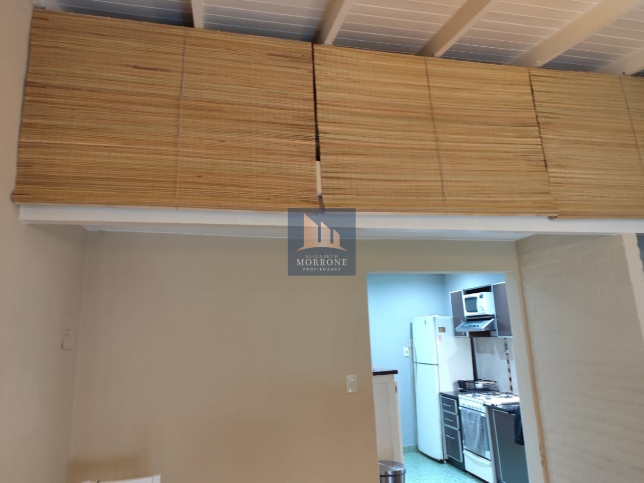 VENTA HERMOSA CASA PLANTA BAJA, EXCELENTE ESTADO TRES AMBIENTES, PARQUE Y PILETA -ZEBALLOS 655 TEMPERLEY-