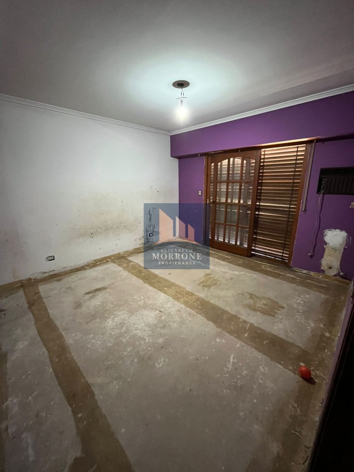 IMPORTANTE CHALET DE CATEGORIA CON 3 DORMITORIOS, SOTANO PARA VARIOS AUTOS Y PARQUE, LA CALANDRIA 4000 -SAN JOSE-