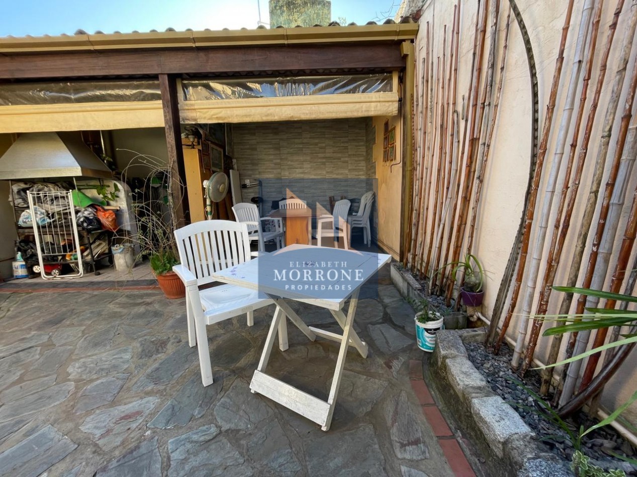 VENTA PH APTO CREDITO 3 DORMITORIOS, QUINCHO Y JARDIN AL FRENTE, ROSALES 3095 -JOSE MARMOL-