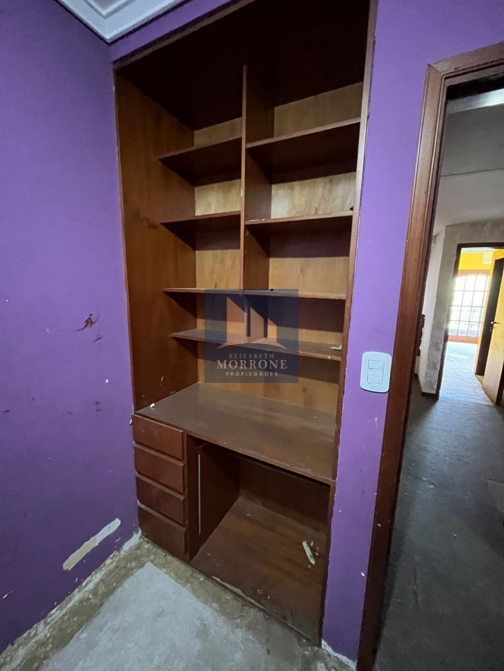 IMPORTANTE CHALET DE CATEGORIA CON 3 DORMITORIOS, SOTANO PARA VARIOS AUTOS Y PARQUE, LA CALANDRIA 4000 -SAN JOSE-