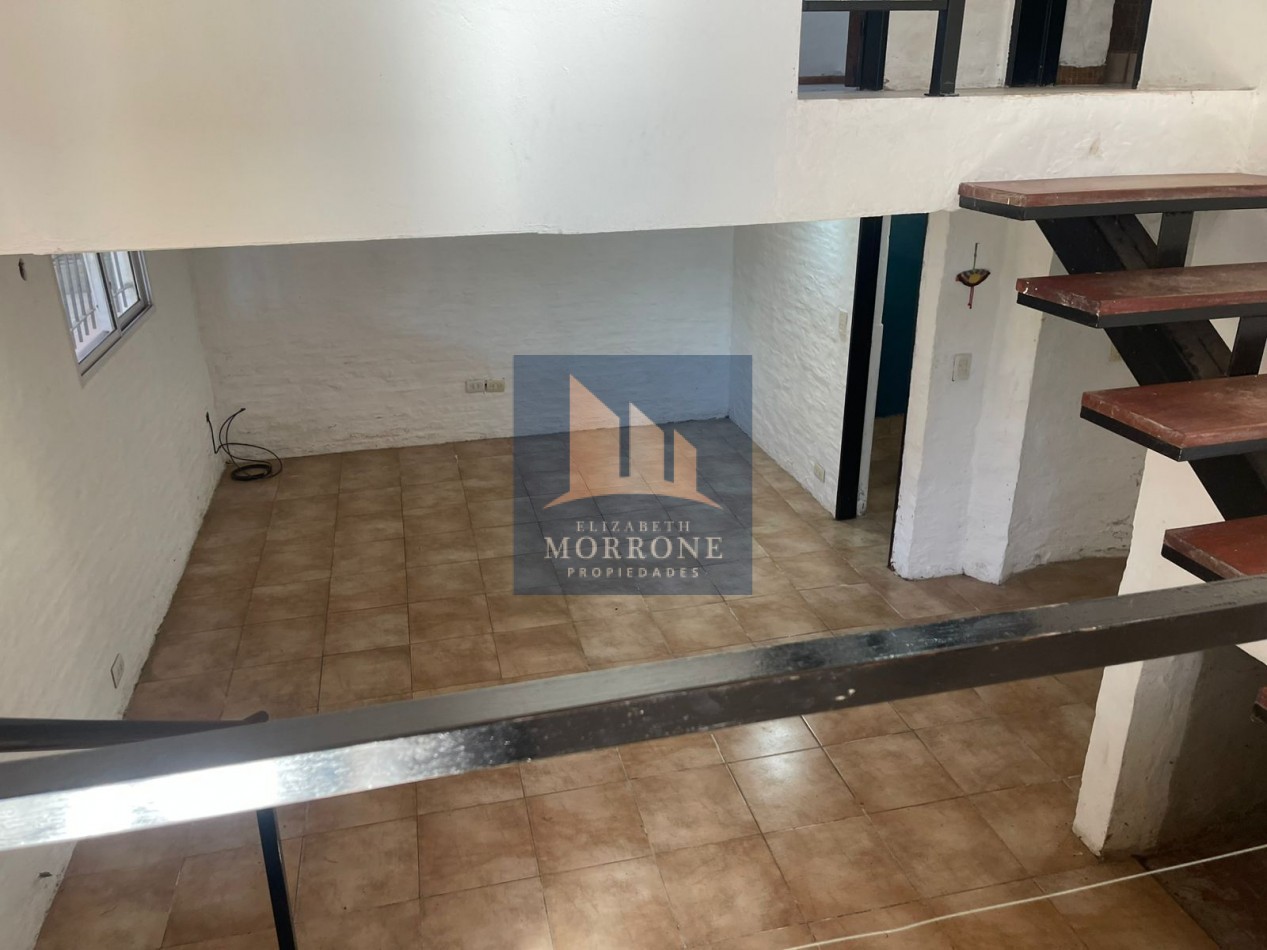 VENTA CASA 3 DORMITORIOS Y COCHERA PARA 2 AUTOS, DEAN FUNES Y DESTACAMENTO MELCHOR -MONTE GRANDE-