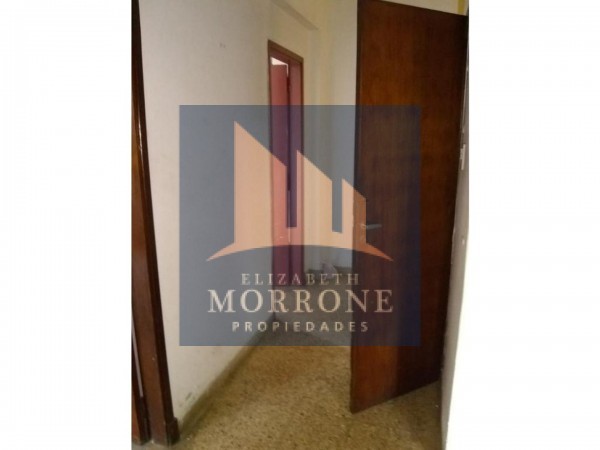 EXCELENTE GALPON CON DEPARTAMENTO EN VENTA, RUBEN DARIO 400 -TEMPERLEY-