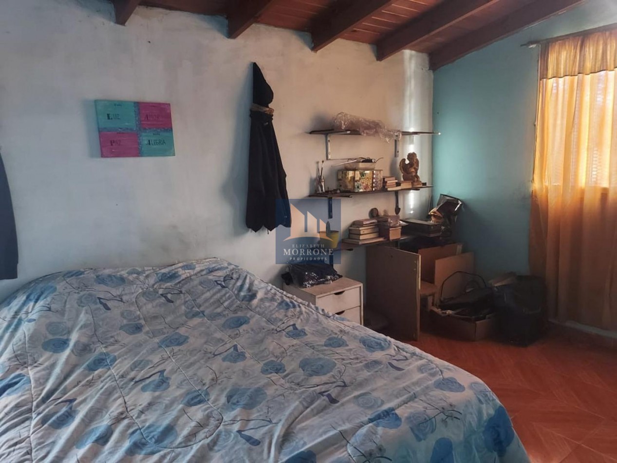 VENTA CASA EN ESQUINA 2 HABITACIONES GALERIA Y GARAGE, EL PICAFLOR 100 -TEMPERLEY-