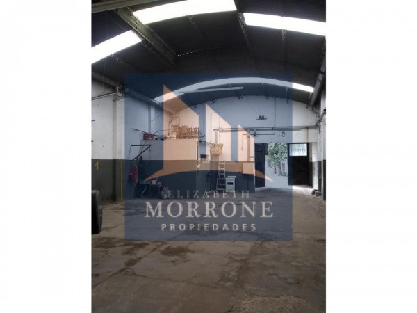 EXCELENTE GALPON CON DEPARTAMENTO EN VENTA, RUBEN DARIO 400 -TEMPERLEY-