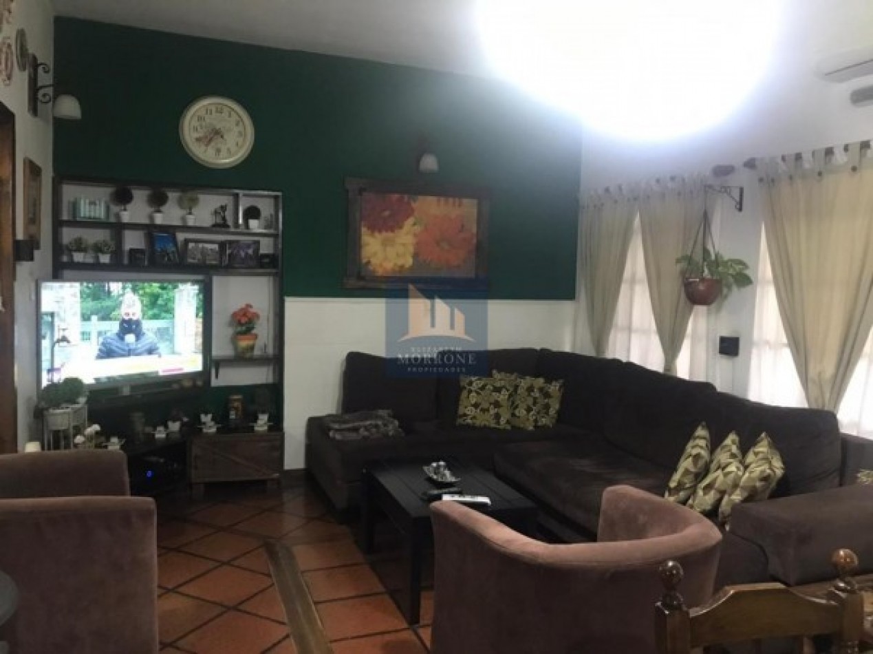 HERMOSA CASA, 4 DORMITORIOS, E ARANA 1700 -LUIS GUILLON-