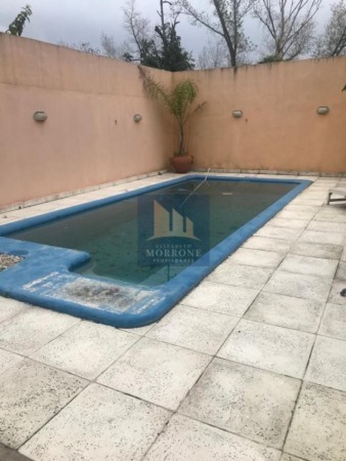 HERMOSA CASA, 4 DORMITORIOS, E ARANA 1700 -LUIS GUILLON-