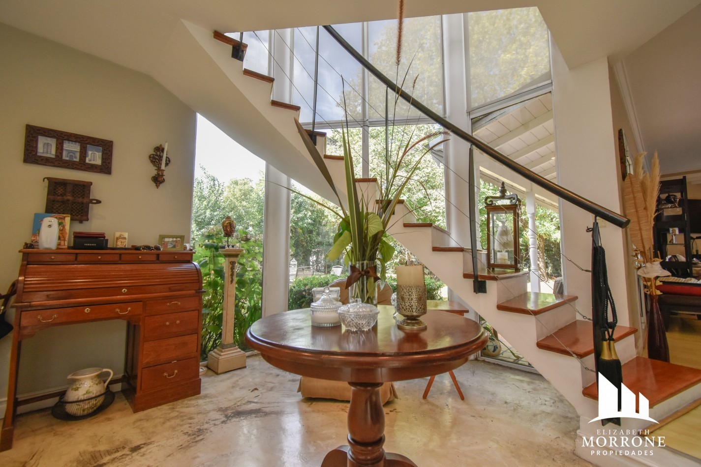 VENTA IMPONENTE CASA 3 DORMITORIOS, QUINCHO, JACUZZI, COUNTRY EL RODAL -ESTEBAN ECHEVERRIA-