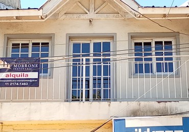 VENTA DEPARTAMENTO EN PLANTA ALTA 2 AMBIENTES CON INGRESO COMPARTIDO, AV EVA PERON 4347 -TEMPERLEY- 