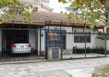 CASA EN VENTA, 5 DORMITORIOS, 12 DE OCTUBRE 100 -MONTE GRANDE- APTA CREDITO- BAJO DE PRECIO!!!!!!!!!!