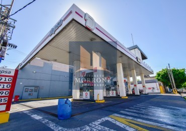 VENTA ESTACION DE SERVICIO FUNCIONANDO, COMBUSTIBLE Y GNC, PROPIEDAD Y FONDO DE COMERCIO, SARMIENTO 1292 -LANUS-